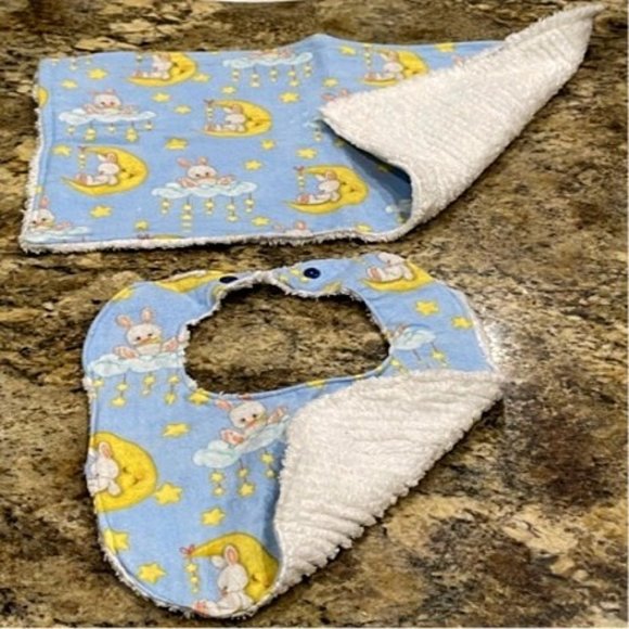 Soft blanket, burp cloth & bib set - Blue/Yellow